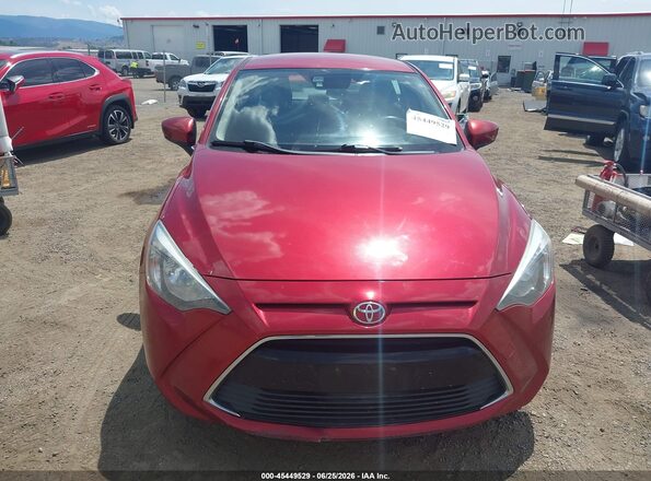 3MYDLBYV6JY302891 2018 TOYOTA YARIS IA Burgundy Dashboard view