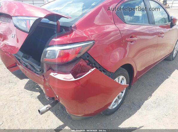 3MYDLBYV6JY302891 2018 TOYOTA YARIS IA Burgundy 