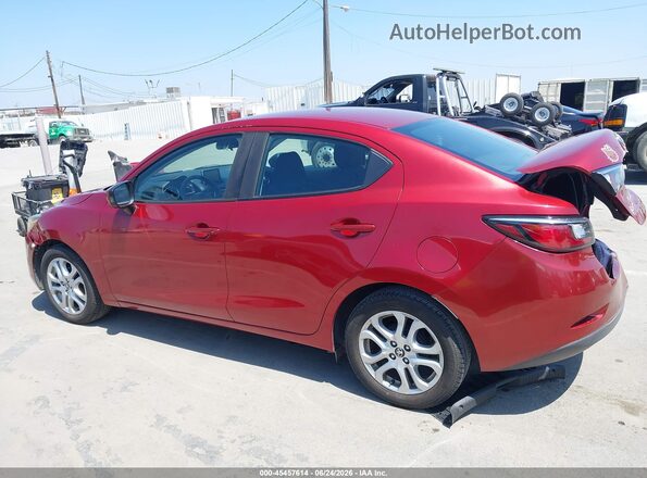 3MYDLBYV6JY305175 2018 TOYOTA YARIS IA Бордовый Панорамный вид салона 360°
