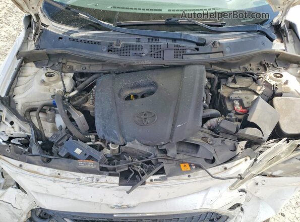 3MYDLBYV6KY522744 2019 TOYOTA YARIS White Սալոնի հետևի տեսք