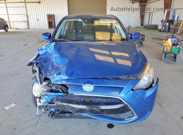 3MYDLBYV7HY147715 2017 TOYOTA YARIS Синий Вид спереди