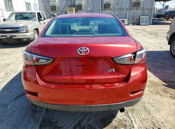 3MYDLBYV7HY178799 2017 TOYOTA YARIS Red Vista trasera