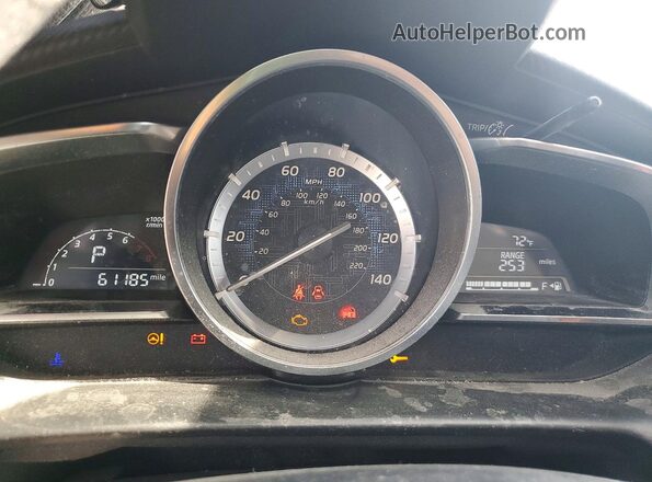 3MYDLBYV7JY303824 2018 TOYOTA YARIS Белый 
