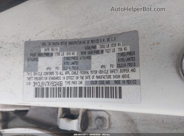 3MYDLBYV7KY502499 2019 TOYOTA YARIS White ძრავის განყოფილების ხედი