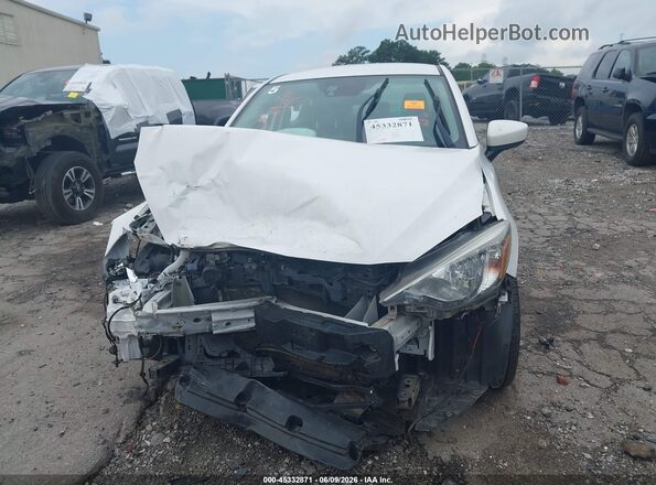 3MYDLBYV7KY502499 2019 TOYOTA YARIS White უკანა სალონის ხედი