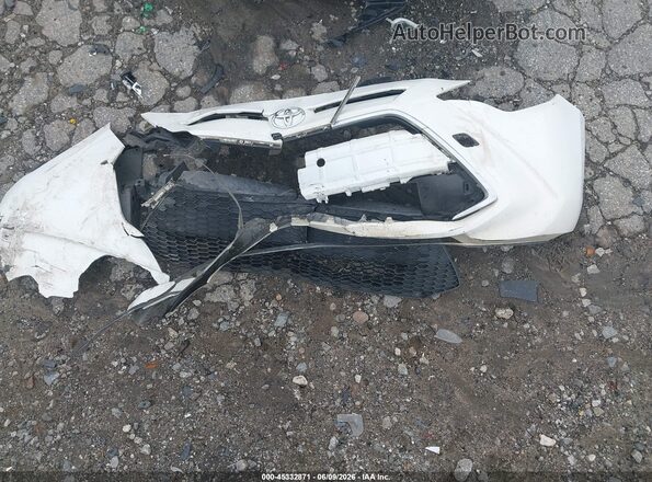 3MYDLBYV7KY502499 2019 TOYOTA YARIS White ხელსაწყოთა პანელის ხედი