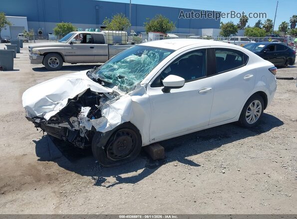 3MYDLBYV7KY512997 2019 TOYOTA YARIS White Vista tres cuartos delantera izquierda