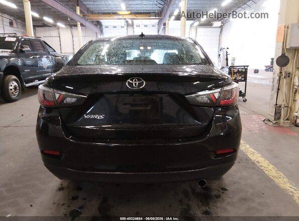3MYDLBYV7KY527080 2019 TOYOTA YARIS Black 