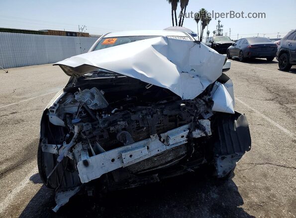 3MYDLBYV8HY149134 2017 TOYOTA YARIS White Вид спереду
