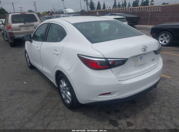 3MYDLBYV8HY173692 2017 TOYOTA YARIS IA White Հետևի ձախ