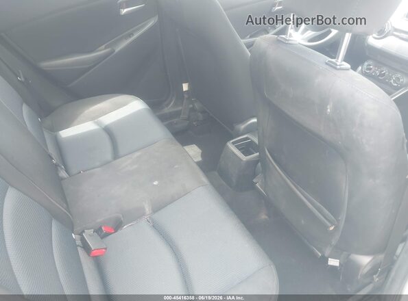 3MYDLBYV8HY173692 2017 TOYOTA YARIS IA White VIN կոդի պիտակի տեսք