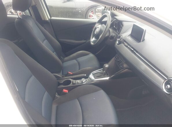 3MYDLBYV8HY173692 2017 TOYOTA YARIS IA White Սալոնի դիմացի տեսք