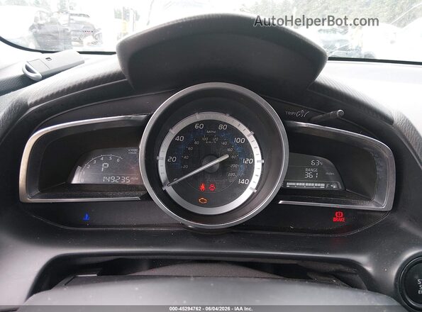3MYDLBYV8HY184126 2017 TOYOTA YARIS IA Silver 