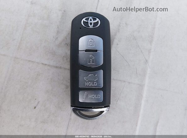 3MYDLBYV8HY184126 2017 TOYOTA YARIS IA Silver 