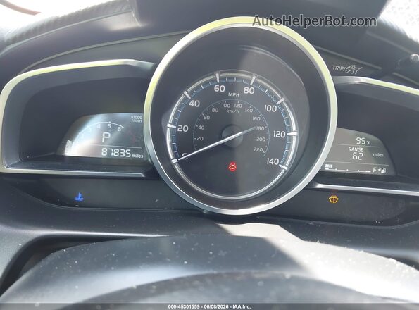3MYDLBYV8KY500888 2019 TOYOTA YARIS Red Vista de los asientos traseros