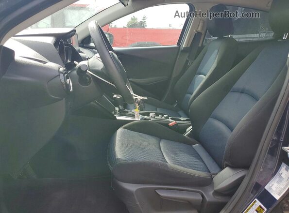 3MYDLBYV9HY156951 2017 TOYOTA YARIS Синий 