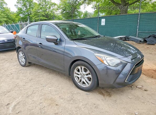 3MYDLBYV9HY167576 2017 TOYOTA YARIS Gray 