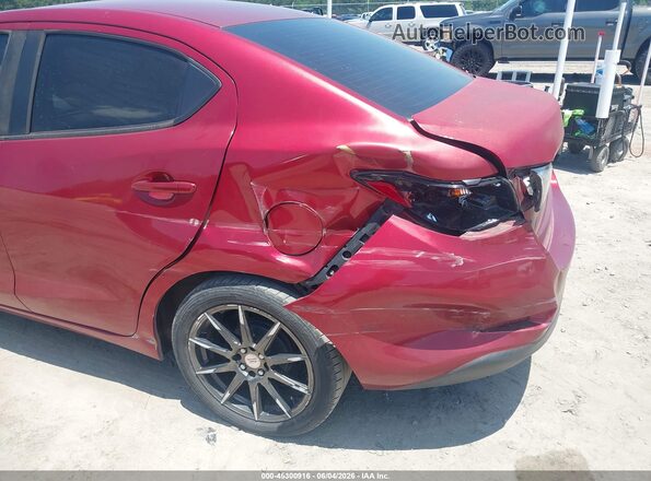 3MYDLBYV9HY169506 2017 TOYOTA YARIS IA Red Vista frontal