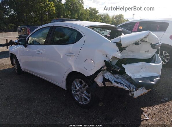 3MYDLBYV9HY175709 2017 TOYOTA YARIS IA White Հետևի ձախ
