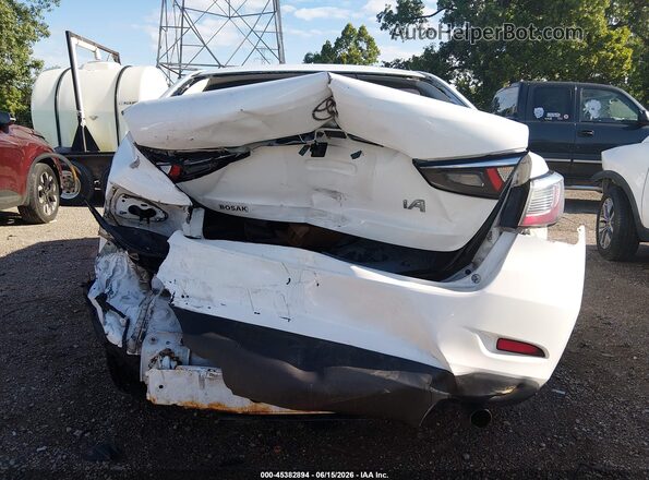 3MYDLBYV9HY175709 2017 TOYOTA YARIS IA White 