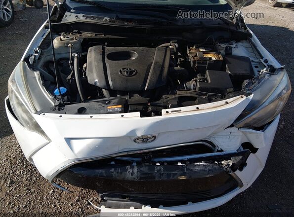3MYDLBYV9HY175709 2017 TOYOTA YARIS IA White Հետևի տեսք