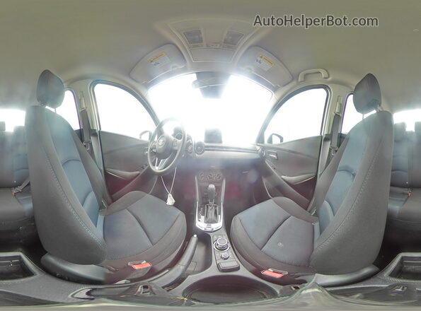3MYDLBYV9HY192123 2017 TOYOTA YARIS White Widok naklejki z numerem VIN