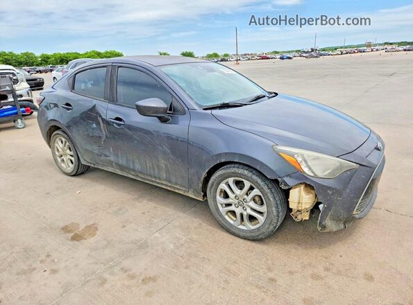 3MYDLBYV9JY311617 2018 TOYOTA YARIS Серый 