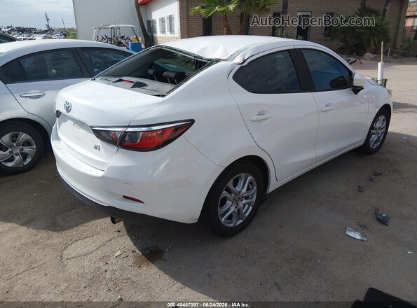 3MYDLBYV9JY316509 2018 TOYOTA YARIS IA White Задня права чверть