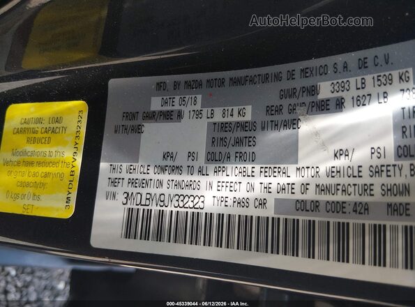 3MYDLBYV9JY332323 2018 TOYOTA YARIS IA Gray ძრავის განყოფილების ხედი