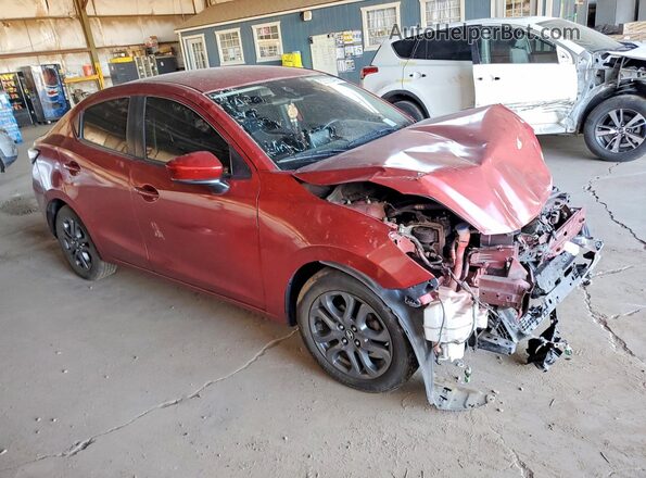 3MYDLBYV9KY525752 2019 TOYOTA YARIS Red Передня права чверть
