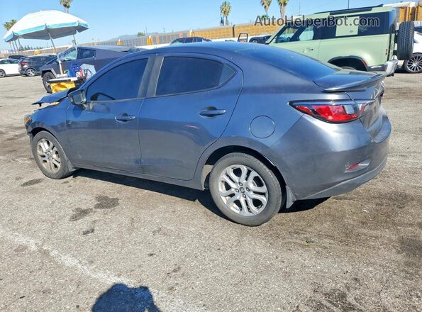 3MYDLBYVXHY151323 2017 TOYOTA YARIS Gray Задня ліва чверть