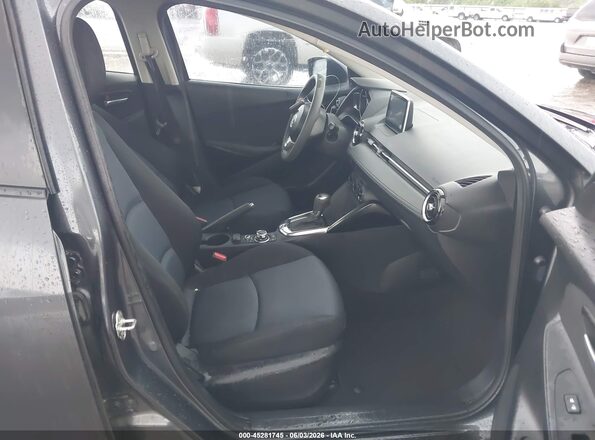 3MYDLBYVXHY165397 2017 TOYOTA YARIS IA Gray 