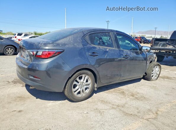 3MYDLBYVXHY184581 2017 TOYOTA YARIS Gray უკანა მარჯვენა