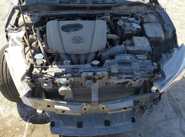 3MYDLBYVXHY184581 2017 TOYOTA YARIS Gray უკანა სალონის ხედი