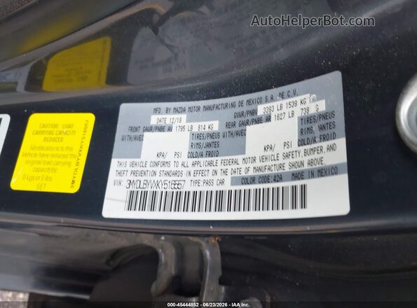 3MYDLBYVXKY516557 2019 TOYOTA YARIS Gray Vista del compartimento del motor