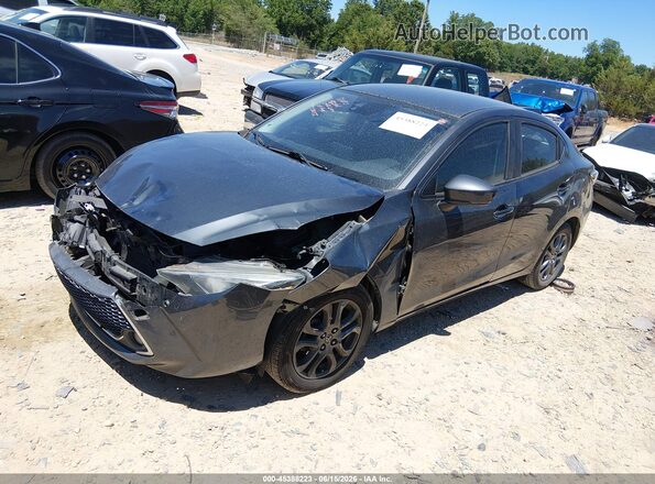 3MYDLBYVXKY520155 2019 TOYOTA YARIS Серый Передняя левая четверть