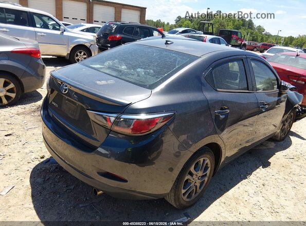 3MYDLBYVXKY520155 2019 TOYOTA YARIS Серый Задняя правая четверть