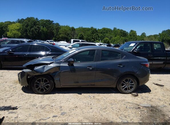 3MYDLBYVXKY520155 2019 TOYOTA YARIS Серый 