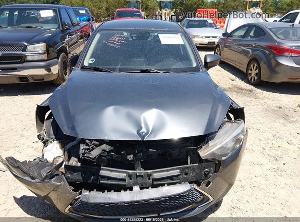 3MYDLBYVXKY520155 2019 TOYOTA YARIS Серый Вид задней части салона