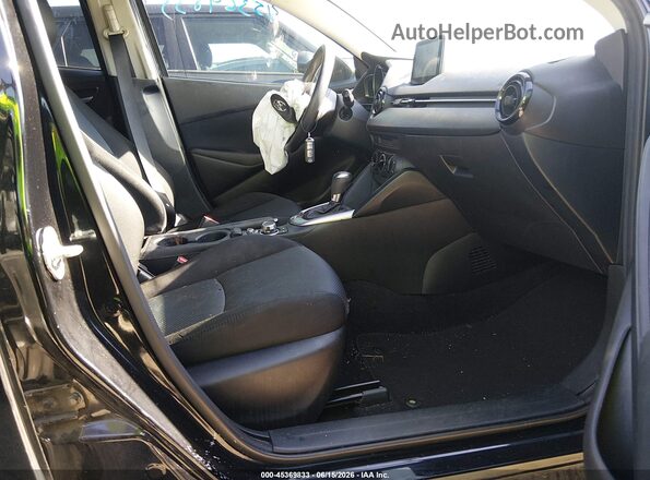 3MYDLBYVXLY714962 2020 TOYOTA YARIS Black Front interior view