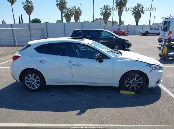 3MZBM1L75GM264279 2016 MAZDA 3 White უკანა სალონის ხედი