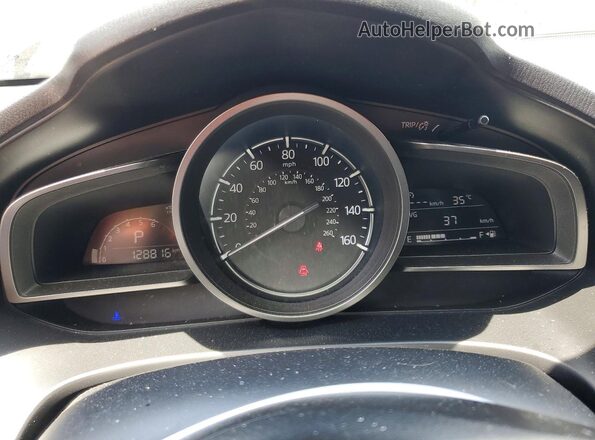 3MZBN1K70JM260341 2018 MAZDA 3 Черный Вид щитка приборов