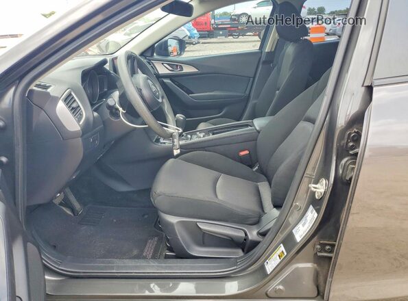 3MZBN1K78JM185579 2018 MAZDA 3 Gray Widok wnętrza z przodu