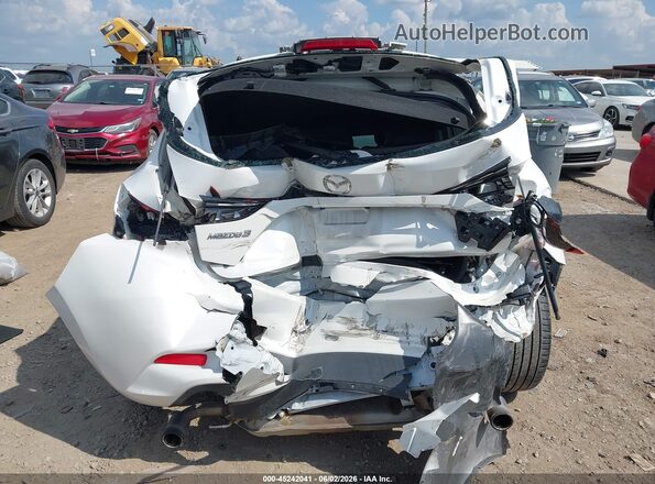 3MZBN1L33JM190894 2018 MAZDA 3 White 