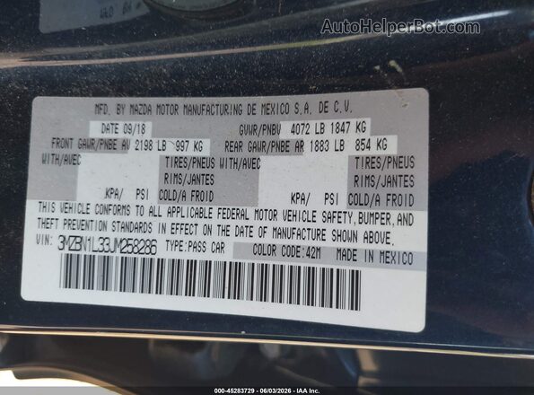 3MZBN1L33JM258286 2018 MAZDA 3 Blue Вид підкапотного простору