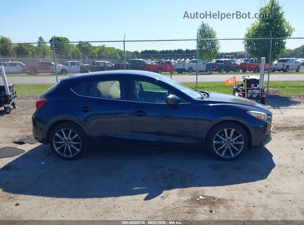 3MZBN1L33JM258286 2018 MAZDA 3 Blue Вид задньої частини салону