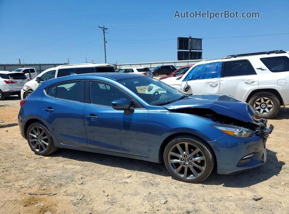 3MZBN1L34JM266252 2018 MAZDA 3 Blue Front right