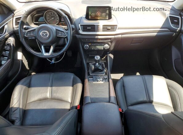 3MZBN1L34JM266252 2018 MAZDA 3 Blue Dashboard view