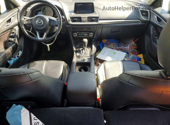 3MZBN1L37JM181356 2018 MAZDA 3 Silver წინა პანელის ხედი