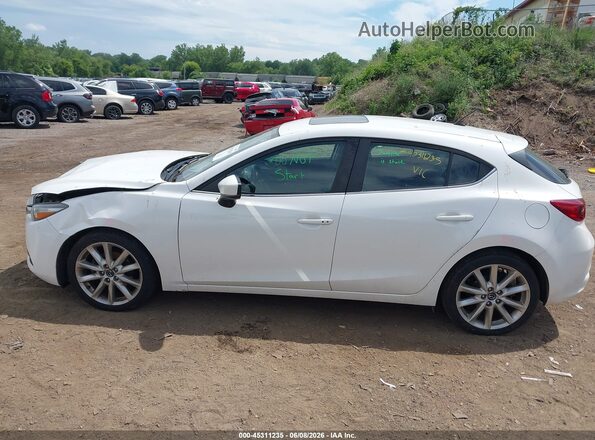 3MZBN1L38HM137568 2017 MAZDA 3 White Панорамний вид салону 360°